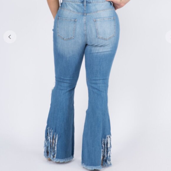 Denim Mid Rise Flare Women Jeans Plus Size Jeans 2x -3x ( NWT) - Picture 6 of 7